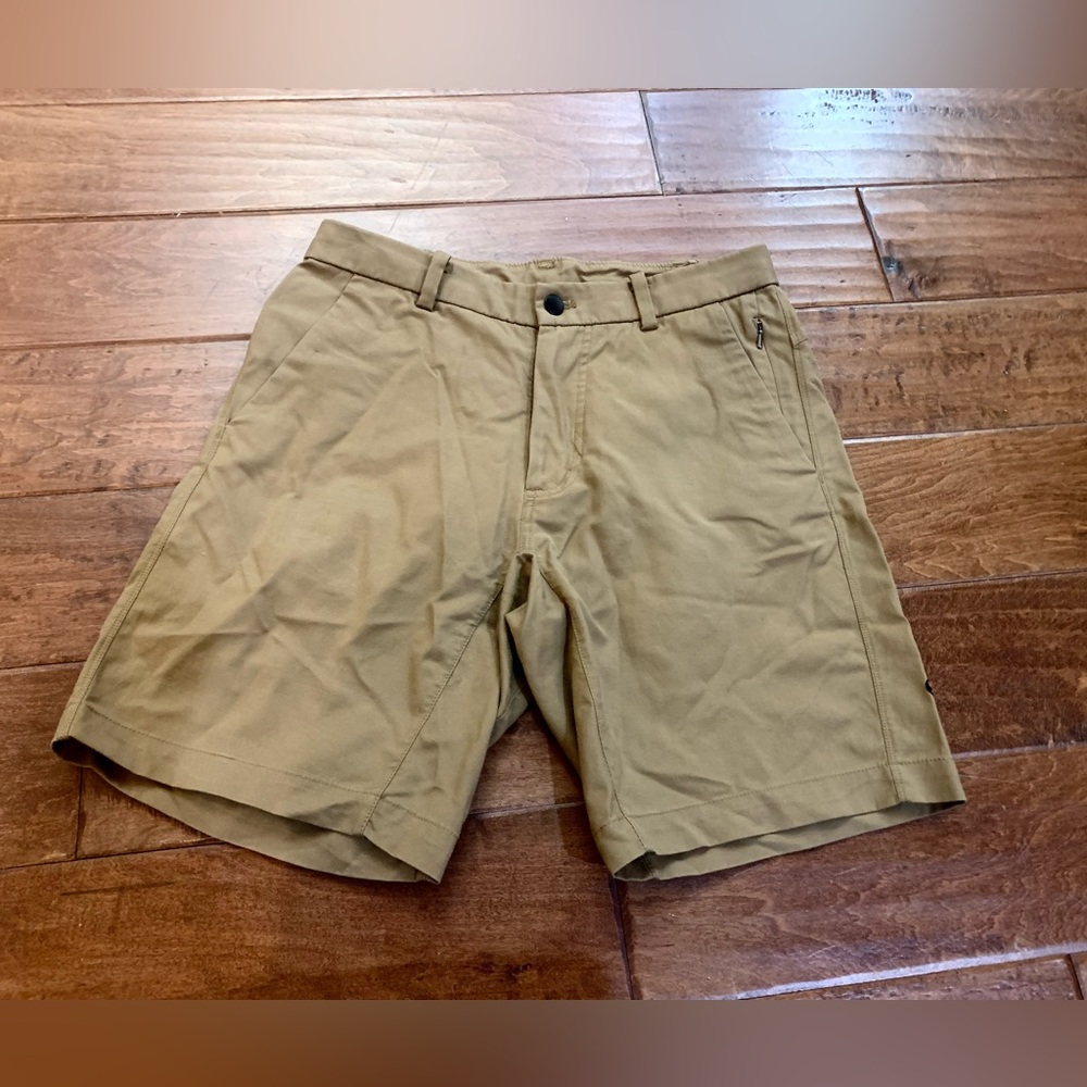 Men's Lululemon ABC dark khaki shorts zip pockets Sz 30 EUC